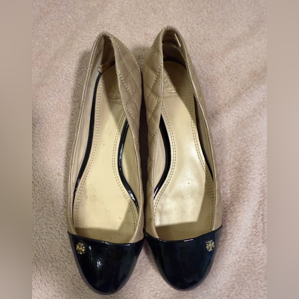 Tory Burch Beige Quilted Leather Flats with Black Patent Cap Toe